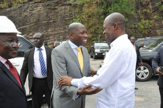 Prime Minister Domingoes Simoes Pereira exchanging pleasantries with Vice President Amissah-Arthur